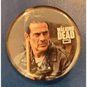 AMC 2017 Walking Dead Button Pin USA Souvenir Collector Ephemera Memorabilia